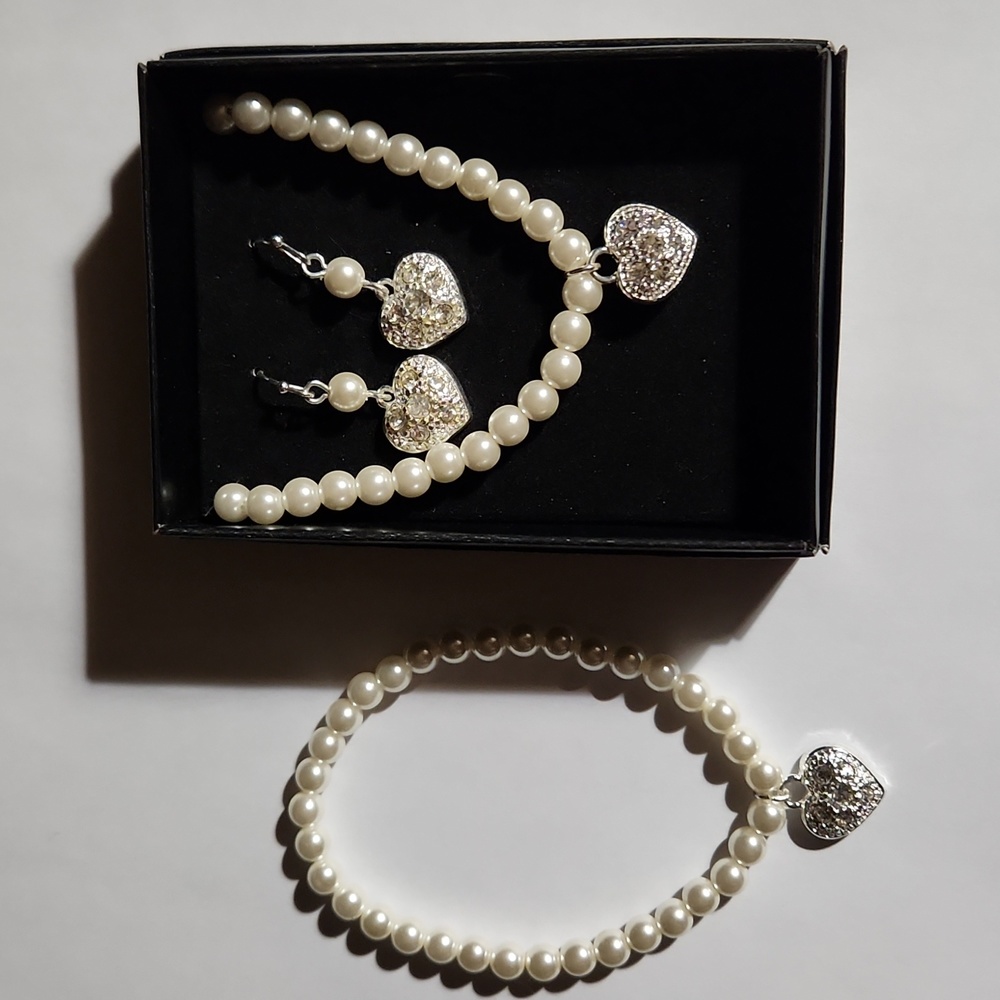 New cz heart faux pearl sets Avon